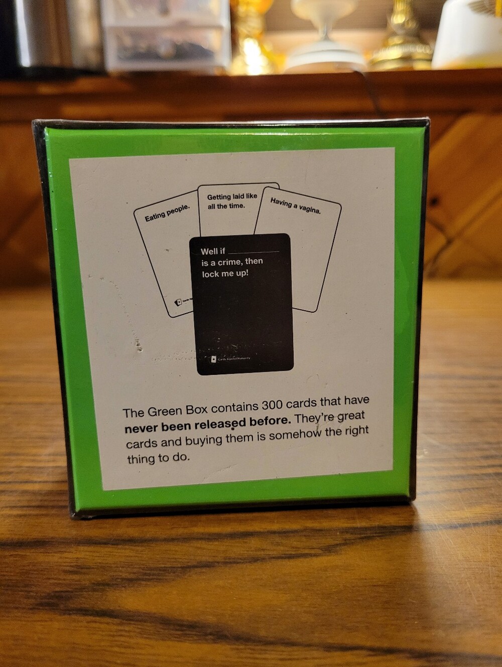 Cards Against Humanity Green Box - Picture 3 of 7